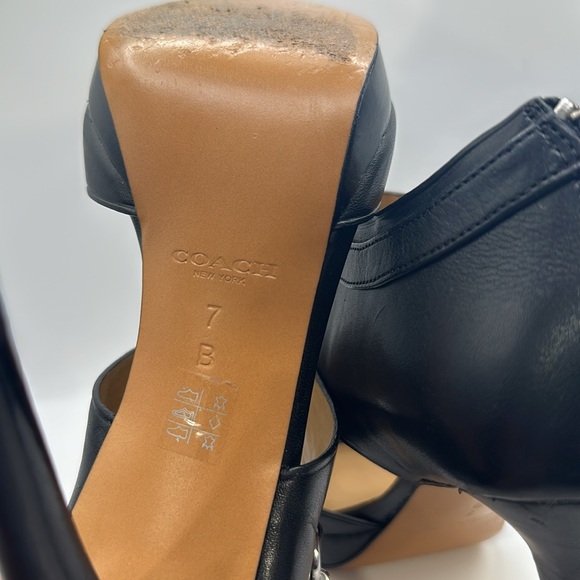 Coach Wexwood Semi Matte Calf Size 7 M In Original Box. Excellent Condition - Picture 11 of 16